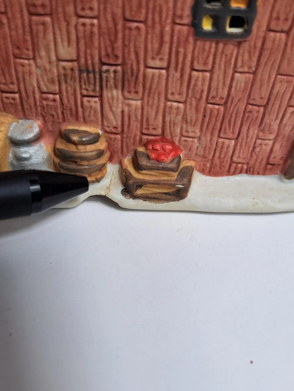 Vintage 1995 Dickens Sugar Creek Country Barn & 1995 Blacksmith Shop Lot of 2